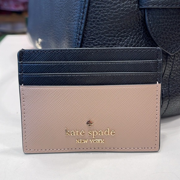 Kate Spade Madison Small Slim Card Holder
Toasted Hazelnut Multi
NWT - Picture 3 of 16